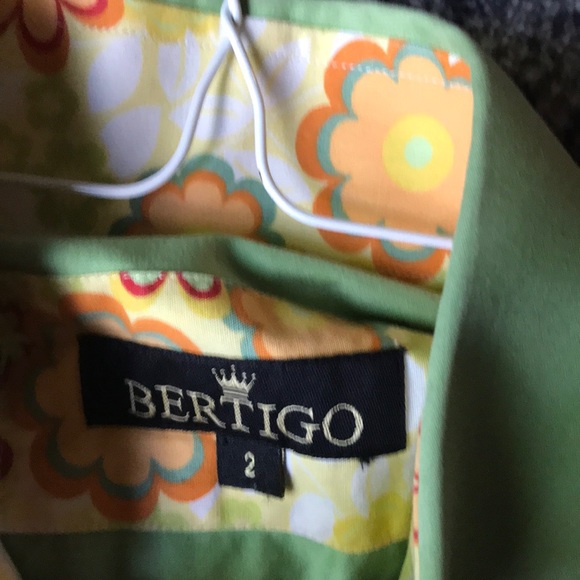 Long Sleeve Dress Shirt - Contrast Cuff Flip Cuff - Picture 6 of 6